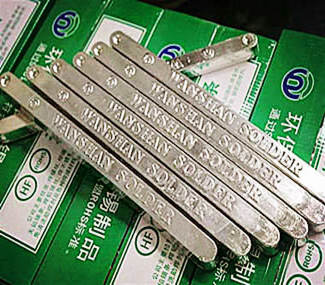 波峰焊錫條在焊接過程中會有一定的損耗，這主要是由于焊接過程中焊錫的蒸發(fā)、氧化以及形成焊點所消耗的焊錫。以下是一些計算波峰焊錫條損耗的方法